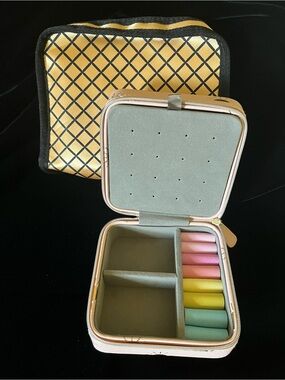 Nordstrom Celestial Jewelry Box & DSW Toiletry Kit, TRAVEL BUNDLE